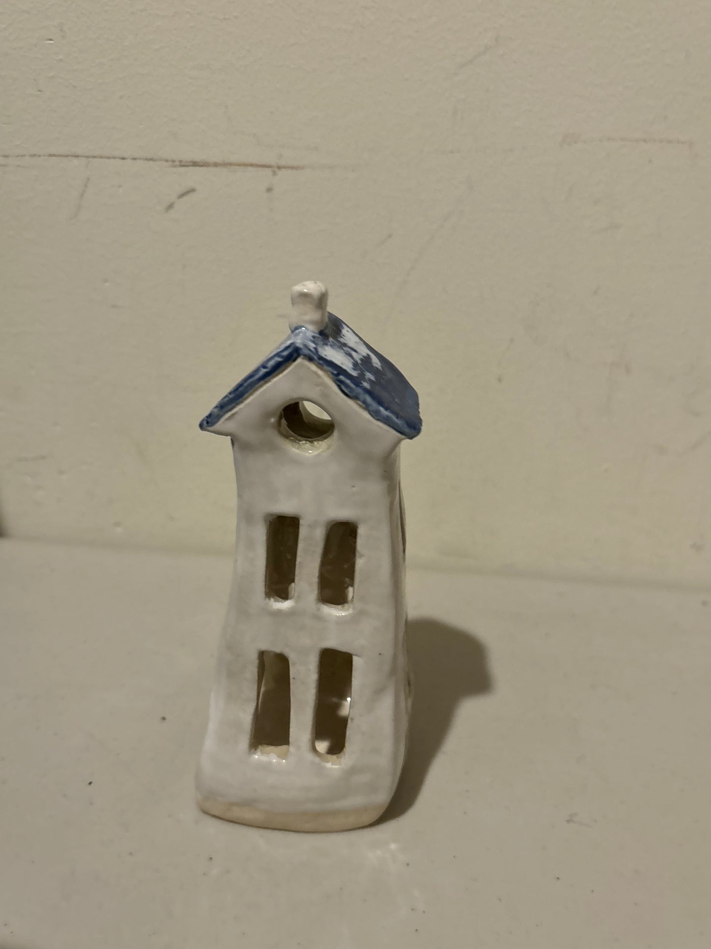Ceramic Tealight House Light - Jennie de Mello e Souza