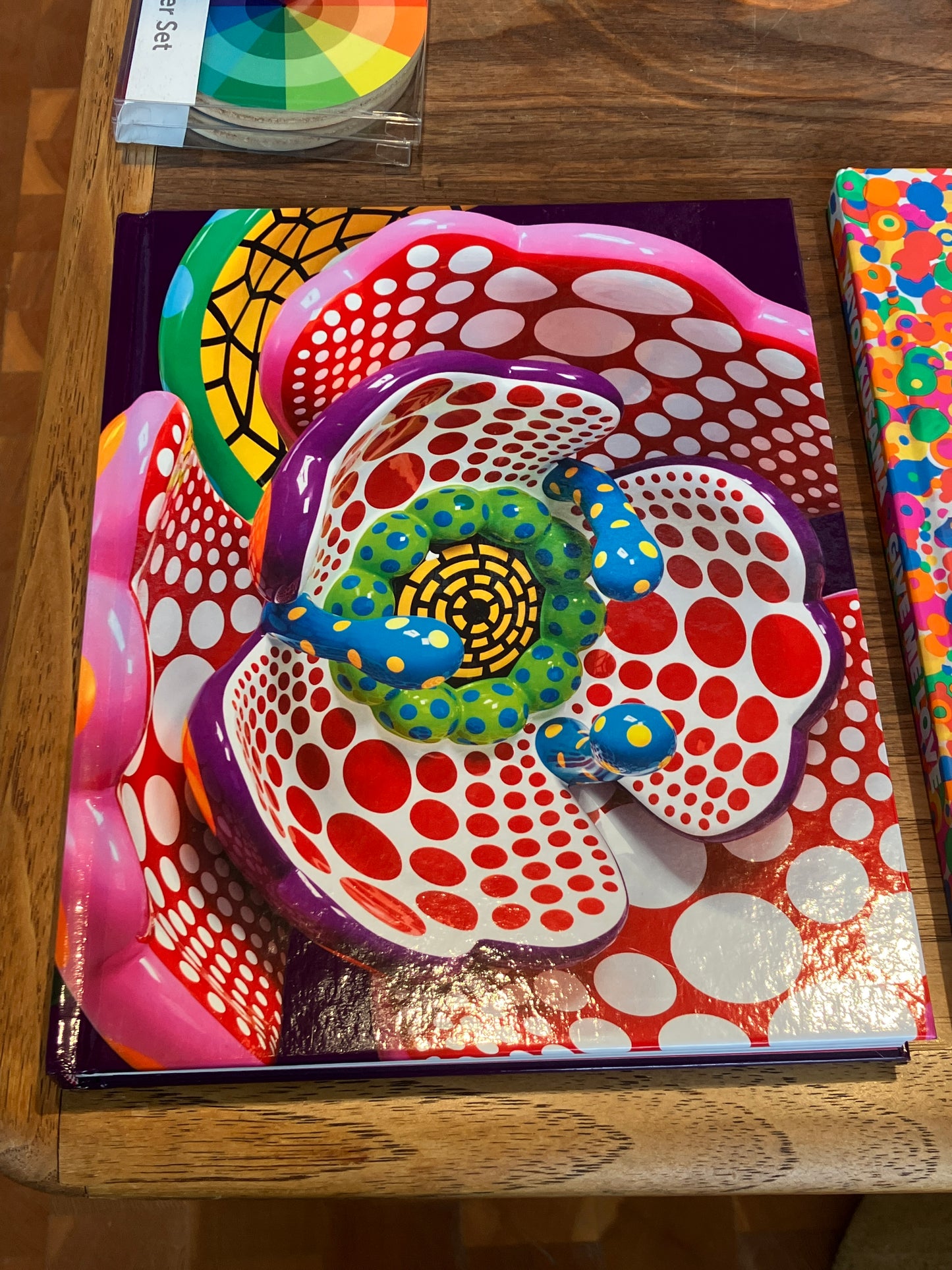 Yayoi Kusama - I Spend Each Day Embracing Flowers